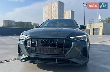 Позашляховик / Кросовер Audi e-tron S Sportback 2022 в Києві