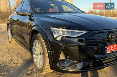 Позашляховик / Кросовер Audi e-tron S Sportback 2022 в Києві