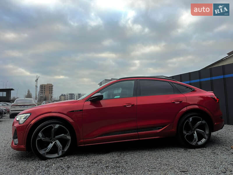 Позашляховик / Кросовер Audi e-tron S Sportback 2022 в Луцьку