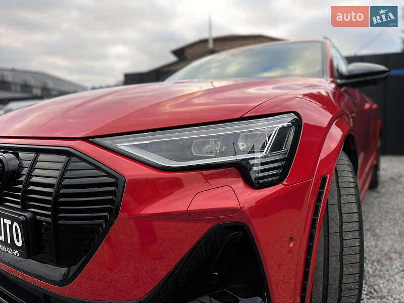 Позашляховик / Кросовер Audi e-tron S Sportback 2022 в Луцьку