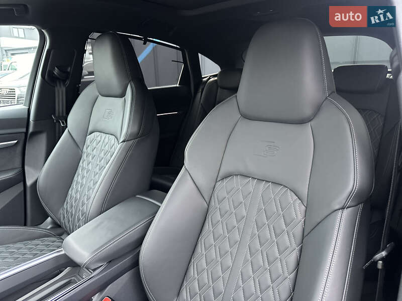 Позашляховик / Кросовер Audi e-tron S Sportback 2022 в Луцьку
