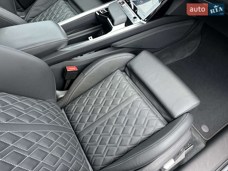 Позашляховик / Кросовер Audi e-tron S Sportback 2022 в Луцьку