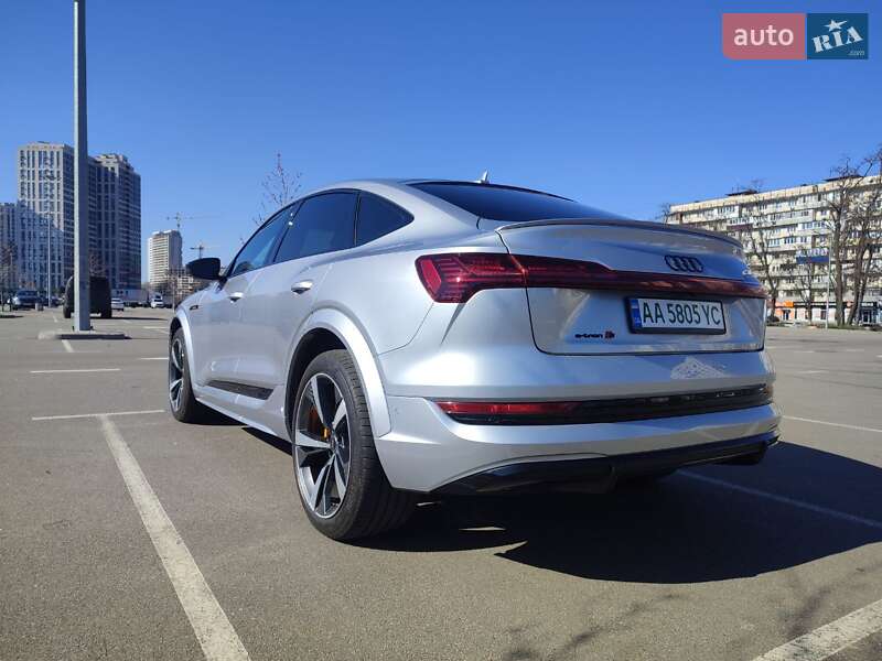 Внедорожник / Кроссовер Audi e-tron S Sportback 2022 в Киеве
