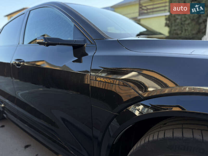 Внедорожник / Кроссовер Audi e-tron S Sportback 2022 в Черновцах