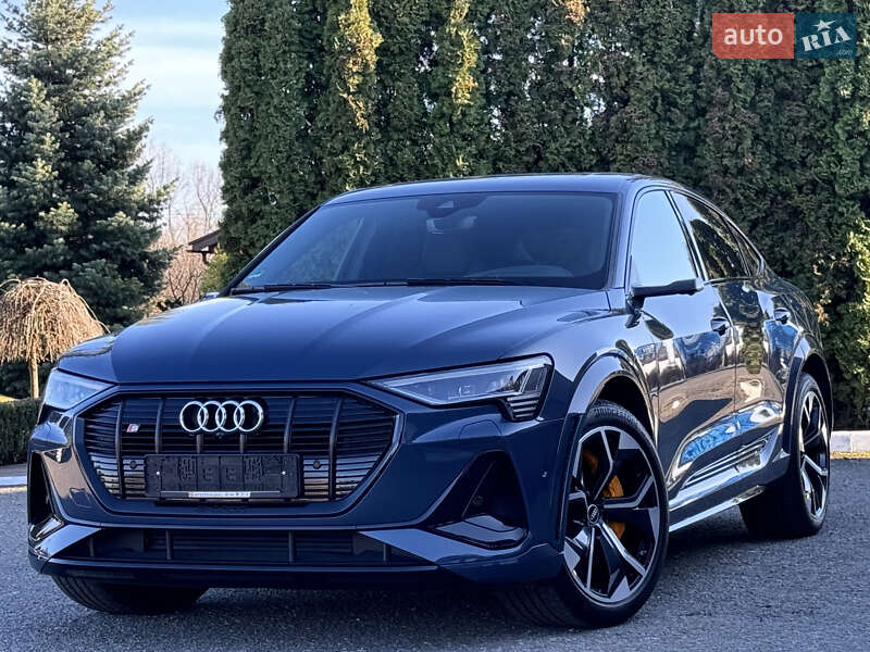 Позашляховик / Кросовер Audi e-tron S Sportback 2021 в Києві