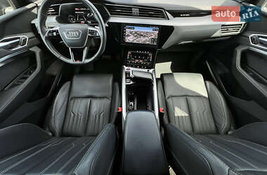 Внедорожник / Кроссовер Audi e-tron S Sportback 2022 в 