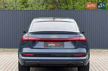Позашляховик / Кросовер Audi e-tron S Sportback 2021 в 