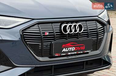 Позашляховик / Кросовер Audi e-tron S Sportback 2021 в 