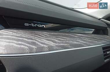 Внедорожник / Кроссовер Audi e-tron S Sportback 2020 в 