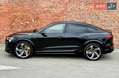 Позашляховик / Кросовер Audi e-tron S Sportback 2022 в 
