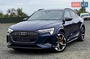 Позашляховик / Кросовер Audi e-tron S Sportback 2021 в 