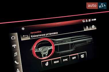 Позашляховик / Кросовер Audi e-tron S Sportback 2021 в 