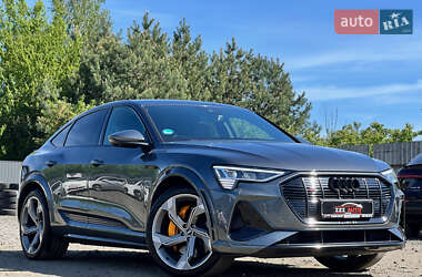 Позашляховик / Кросовер Audi e-tron S Sportback 2022 в Луцьку