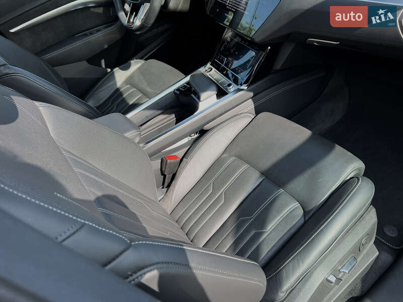 Позашляховик / Кросовер Audi e-tron S Sportback 2021 в Луцьку