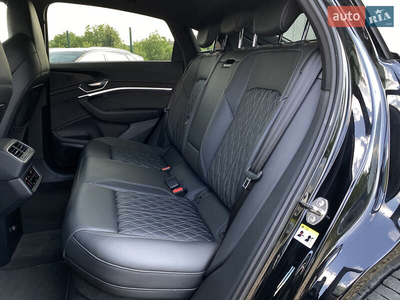 Внедорожник / Кроссовер Audi e-tron S Sportback 2022 в Львове