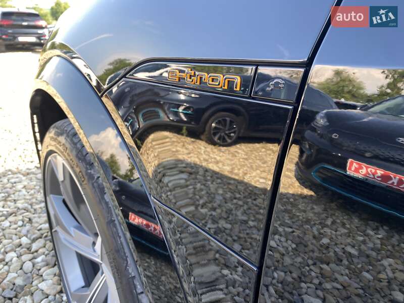 Внедорожник / Кроссовер Audi e-tron S Sportback 2022 в Львове