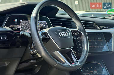 Внедорожник / Кроссовер Audi e-tron S Sportback 2022 в 