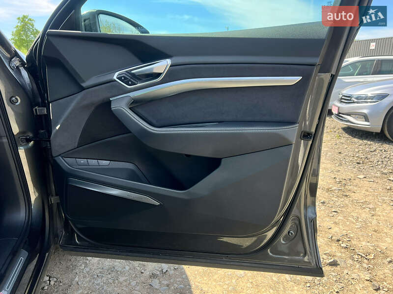 Внедорожник / Кроссовер Audi e-tron S Sportback 2022 в Луцке