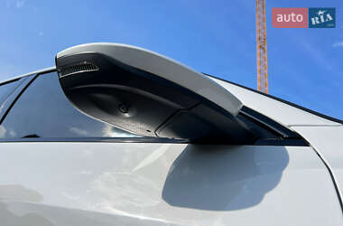 Внедорожник / Кроссовер Audi e-tron S Sportback 2022 в 
