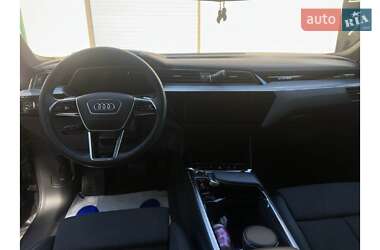 Внедорожник / Кроссовер Audi e-tron S Sportback 2022 в 
