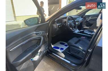 Внедорожник / Кроссовер Audi e-tron S Sportback 2022 в 