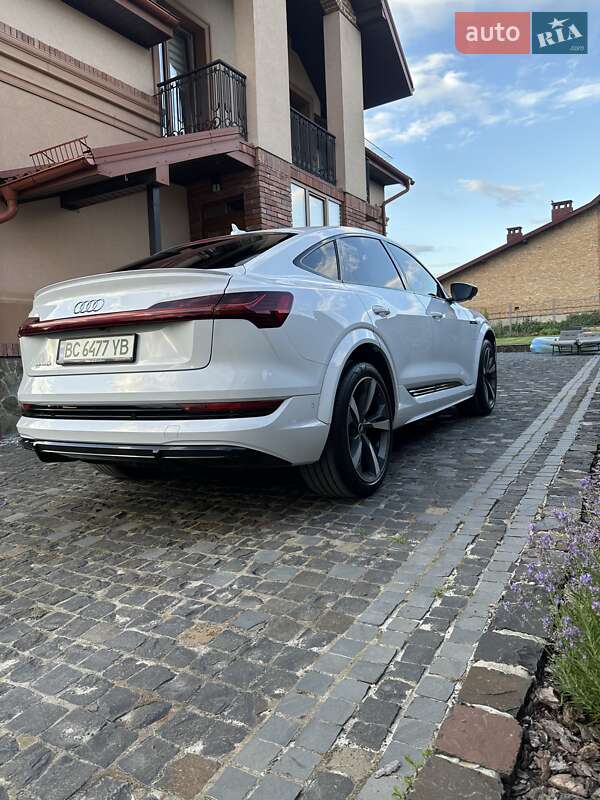 Позашляховик / Кросовер Audi e-tron S Sportback 2021 в Львові