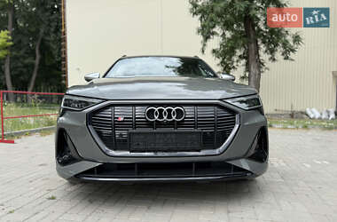 Внедорожник / Кроссовер Audi e-tron S Sportback 2022 в 