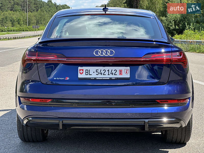 Позашляховик / Кросовер Audi e-tron S Sportback 2020 в Ковелі