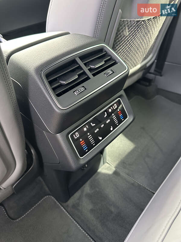 Внедорожник / Кроссовер Audi e-tron S Sportback 2021 в Киеве