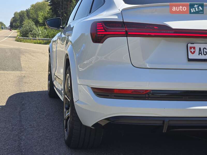 Позашляховик / Кросовер Audi e-tron S Sportback 2021 в Ковелі фото 33 Позашляховик / Кросовер Audi e-tron S Sportback 2021 в Ковелі