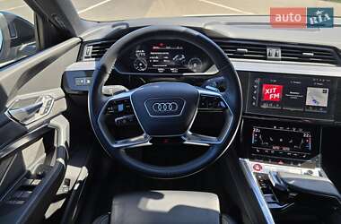 Внедорожник / Кроссовер Audi e-tron S Sportback 2021 в 