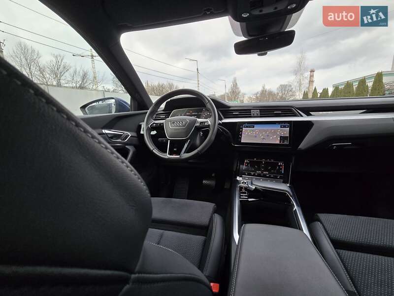 Внедорожник / Кроссовер Audi e-tron S Sportback 2021 в Киеве фото 15 Внедорожник / Кроссовер Audi e-tron S Sportback 2021 в Киеве