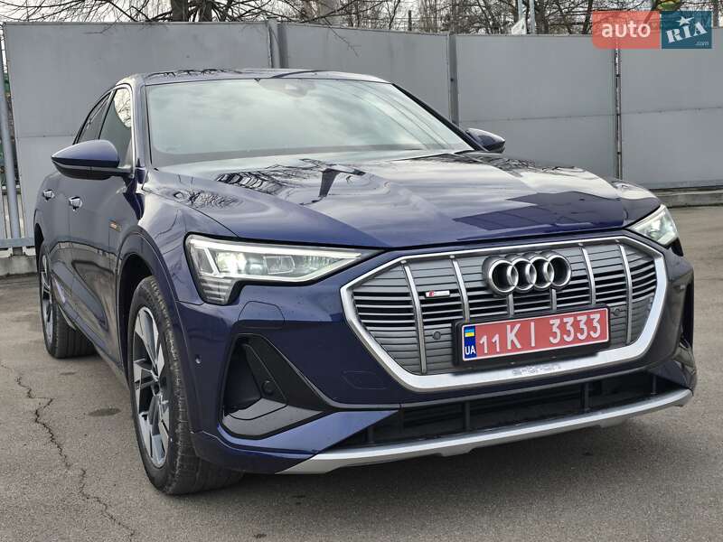 Внедорожник / Кроссовер Audi e-tron S Sportback 2021 в Киеве фото 35 Внедорожник / Кроссовер Audi e-tron S Sportback 2021 в Киеве