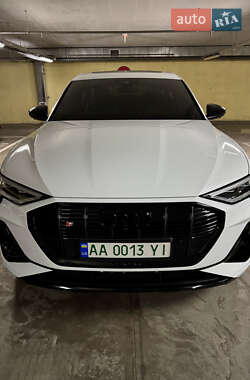 Внедорожник / Кроссовер Audi e-tron S Sportback 2022 в 