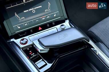 Внедорожник / Кроссовер Audi e-tron S Sportback 2022 в 