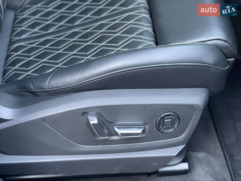 Позашляховик / Кросовер Audi e-tron S Sportback 2021 в Тернополі фото 39 Позашляховик / Кросовер Audi e-tron S Sportback 2021 в Тернополі