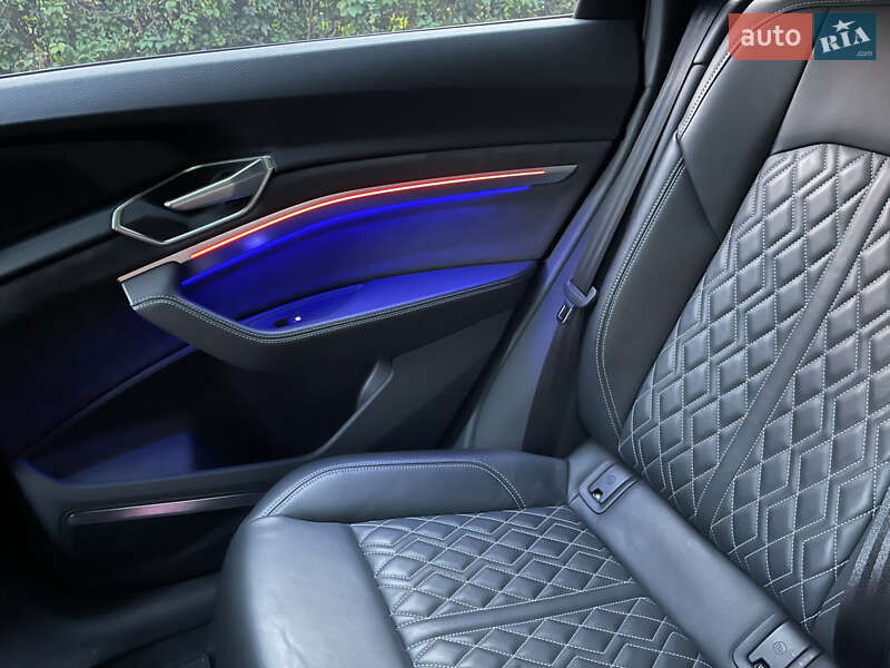 Позашляховик / Кросовер Audi e-tron S Sportback 2021 в Тернополі фото 49 Позашляховик / Кросовер Audi e-tron S Sportback 2021 в Тернополі