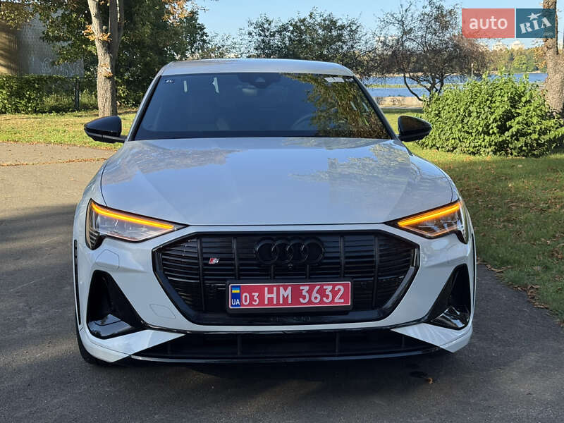 Внедорожник / Кроссовер Audi e-tron S Sportback 2022 в Киеве
