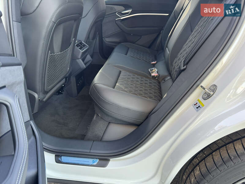 Внедорожник / Кроссовер Audi e-tron S Sportback 2022 в Киеве
