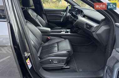 Внедорожник / Кроссовер Audi e-tron S Sportback 2021 в 
