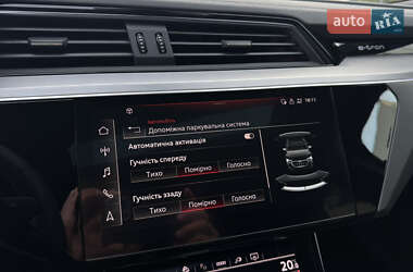 Внедорожник / Кроссовер Audi e-tron S Sportback 2021 в 