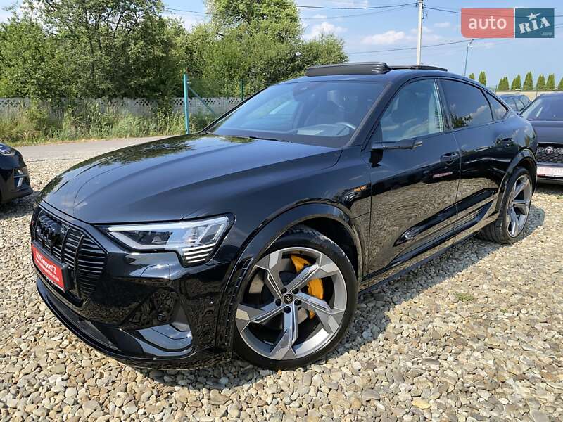 Позашляховик / Кросовер Audi e-tron S Sportback 2023 в Львові фото 28 Позашляховик / Кросовер Audi e-tron S Sportback 2023 в Львові