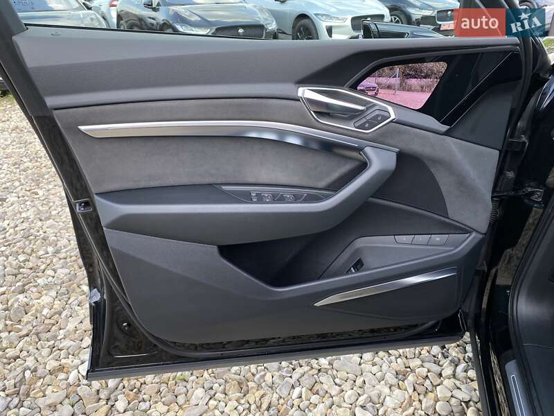 Позашляховик / Кросовер Audi e-tron S Sportback 2023 в Львові фото 58 Позашляховик / Кросовер Audi e-tron S Sportback 2023 в Львові