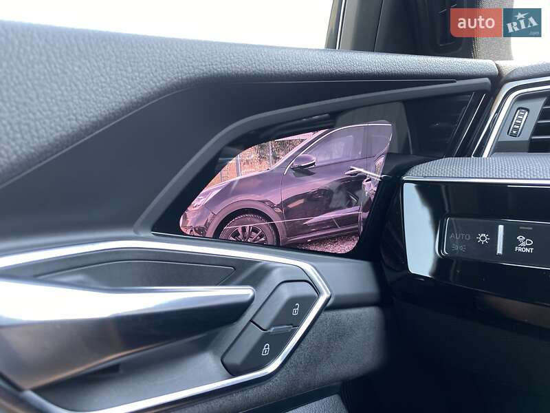Позашляховик / Кросовер Audi e-tron S Sportback 2023 в Львові фото 103 Позашляховик / Кросовер Audi e-tron S Sportback 2023 в Львові