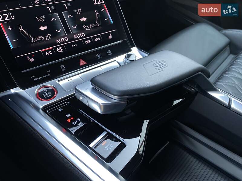 Позашляховик / Кросовер Audi e-tron S Sportback 2023 в Львові фото 74 Позашляховик / Кросовер Audi e-tron S Sportback 2023 в Львові