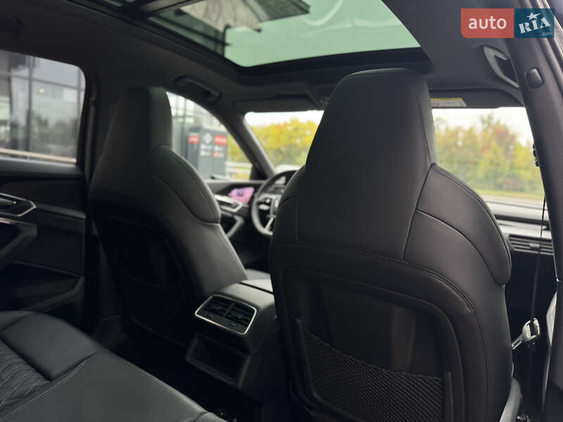 Внедорожник / Кроссовер Audi e-tron S Sportback 2022 в Луцке