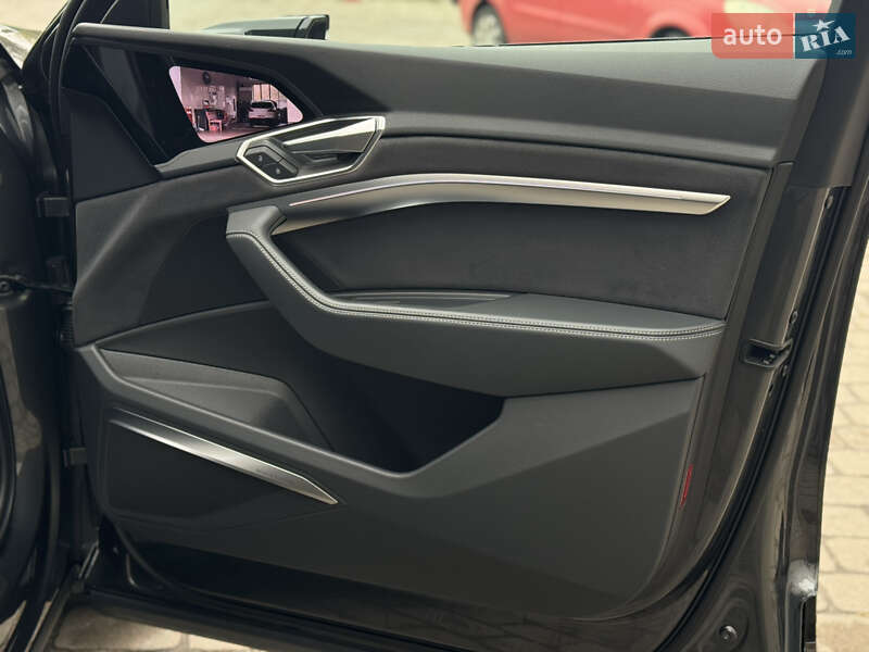 Внедорожник / Кроссовер Audi e-tron S Sportback 2022 в Луцке