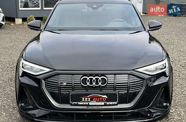 Внедорожник / Кроссовер Audi e-tron S Sportback 2022 в 