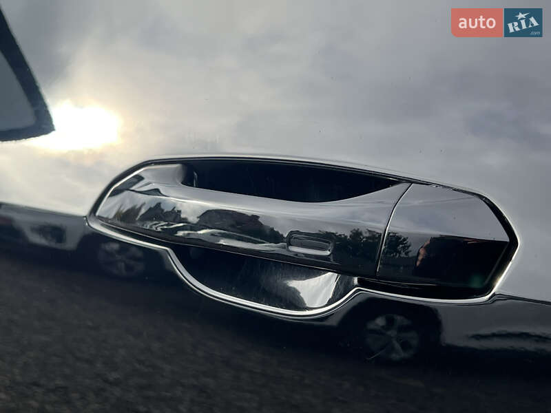 Внедорожник / Кроссовер Audi e-tron S Sportback 2022 в Луцке