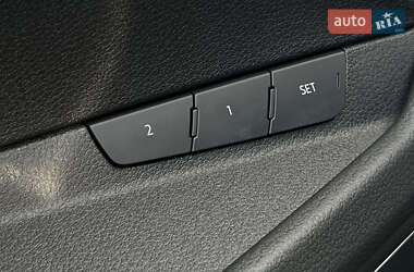 Внедорожник / Кроссовер Audi e-tron S Sportback 2022 в 